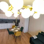 Azabia Luxury - Nest 2 Apartmán *