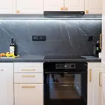 Azabia Luxury - Nest 2 Apartament *