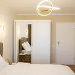 Azabia Luxury - Nest 2