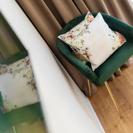 Azabia Luxury - Nest 2 *