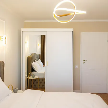 Azabia Luxury - Nest 2