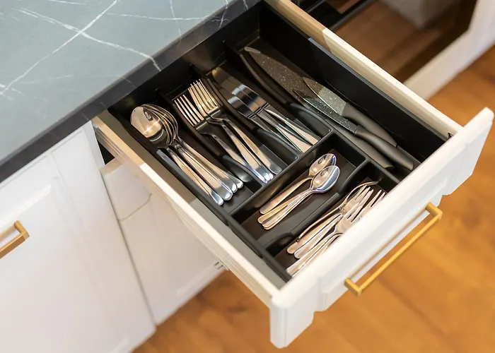 Apartamento Azabia Luxury - Nest 2 *