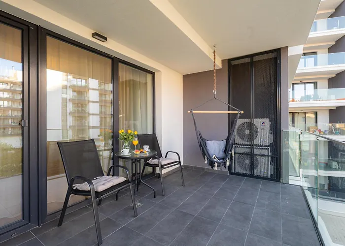 Azabia Luxury - Nest 2 *