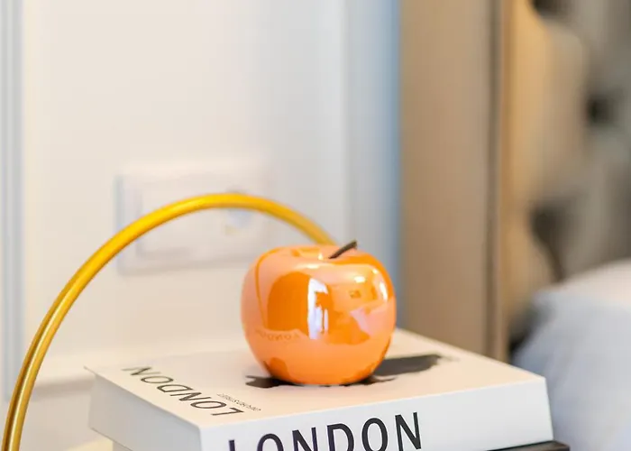 Azabia Luxury - Nest 2